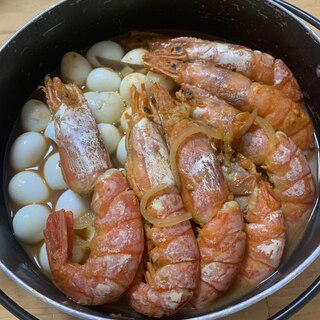 海老とウズラの卵のシンプルお鍋
